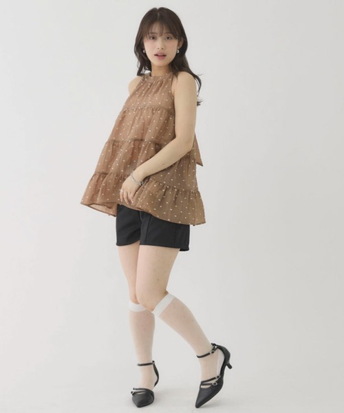 archives(アルシーヴ)の「金釦コンパクトショートパンツ(その他パンツ・レディース・ベージュ/ブラック・MEDIUM)」の10枚目の写真