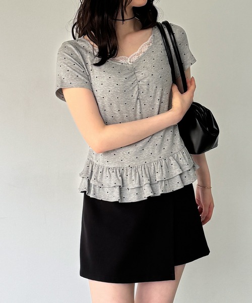junoah(ジュノア)の「フリルカットトップス(Tシャツ/カットソー・レディース・ブラック/グレー/ホワイト・SMALL/LARGE/MEDIUM)」の13枚目の写真
