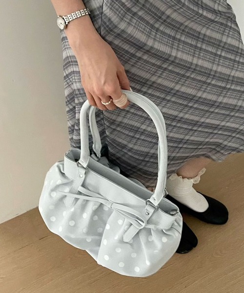 FINEnough(ファインナフ)の「ドットプリントリボン付きショルダーバッグ(ショルダーバッグ・レディース・サックスブルー/イエロー/ブラック/ホワイト/ピンク・FREE)」の7枚目の写真