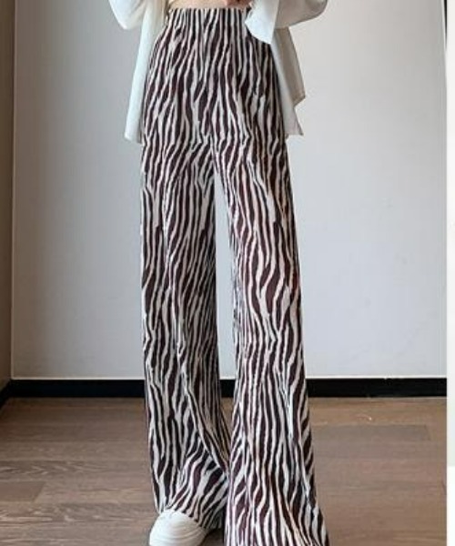 REBALANCE(リバランス)の「レディース ゼブラ柄 ワイドパンツ(その他パンツ・レディース・A/B・X-LARGE/LARGE/MEDIUM)」の4枚目の写真