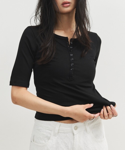 ELTONE(エルトーン)の「ヘンリーネックショートスリーブTEE(Tシャツ/カットソー・レディース・ブラック/ピンク・FREE)」の19枚目の写真