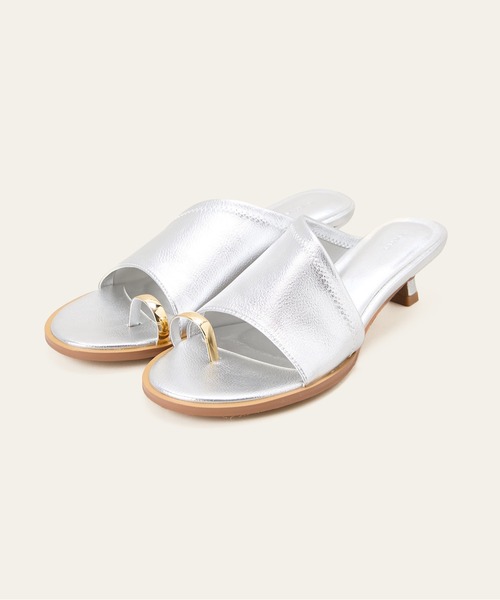 LE VERNIS(ル・ベルニ)の「LE VERNIS(ル・ベルニ)Toe ring sandals(サンダル・レディース・ブラック/シルバー/クリア/ブラウン・24.5㎝/23.5/24.5/23.5cm)」の13枚目の写真
