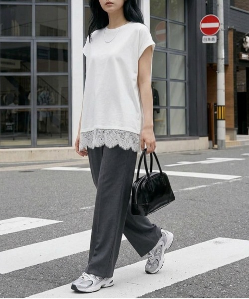AMELY（エミリー）の「裾レースデザインTシャツ（Tシャツ/カットソー・レディース・ホワイト/ブラック・フリー）」の18枚目の写真