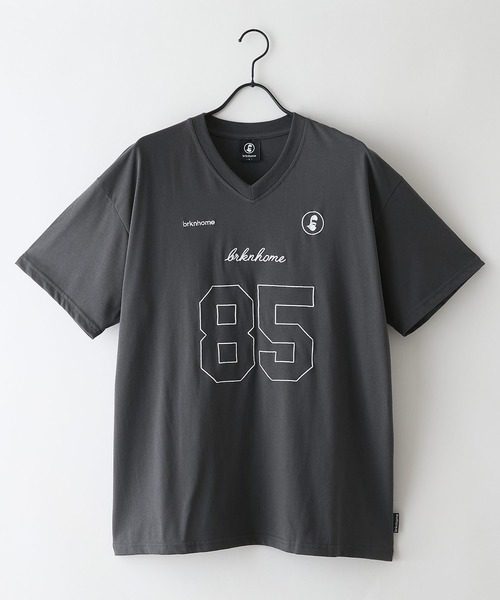 brknhome(ブロークンホーム)の「【BRKNHOME/ブロークンホーム】×【ZERO STAIN/ゼロステイン】【ホッケー風デザイン】コラボTシャツ 汗染み防止 ワンポイント オーバーサイズ(Tシャツ/カットソー・メンズ・ホワイト/チャコールグレー・MEDIUM/LARGE)」の6枚目の写真