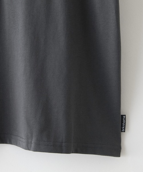 brknhome(ブロークンホーム)の「【BRKNHOME/ブロークンホーム】×【ZERO STAIN/ゼロステイン】【ホッケー風デザイン】コラボTシャツ 汗染み防止 ワンポイント オーバーサイズ(Tシャツ/カットソー・メンズ・ホワイト/チャコールグレー・MEDIUM/LARGE)」の11枚目の写真