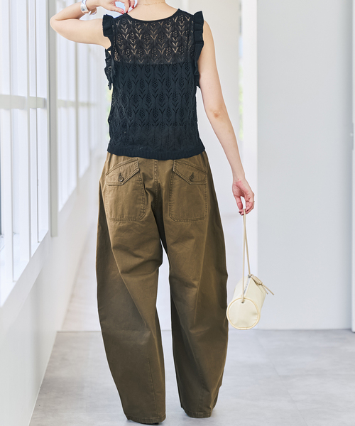 Spick & Span(スピックアンドスパン)の「コイルヤーン透かし編みフリルタンクニット(ニット/セーター・レディース・ブラック/ブラウン・FREE)」の9枚目の写真