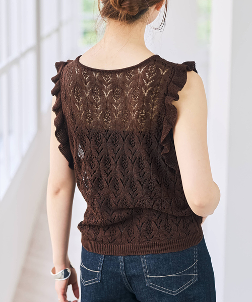 Spick & Span(スピックアンドスパン)の「コイルヤーン透かし編みフリルタンクニット(ニット/セーター・レディース・ブラック/ブラウン・FREE)」の12枚目の写真