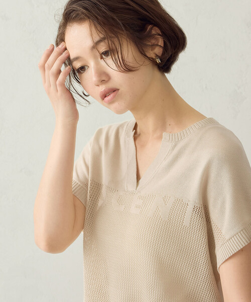 COMME CA ISM(コムサイズム)の「ロゴメッシュ スキッパーニット(ニット/セーター・レディース・ブラック/アイボリー/ブラウン・FREE)」の4枚目の写真