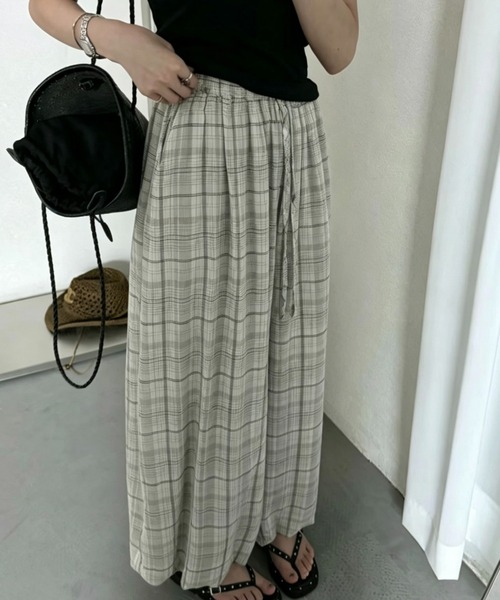 FACTOTUM(ファクトタム)の「チェック柄パンツ(その他パンツ・レディース・ホワイト/ブラック・FREE)」の6枚目の写真