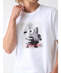 GUESS JEANS（ゲスジーンズ）の「GUESS JEANS X Minions Photo Tee（Tシャツ/カットソー）」