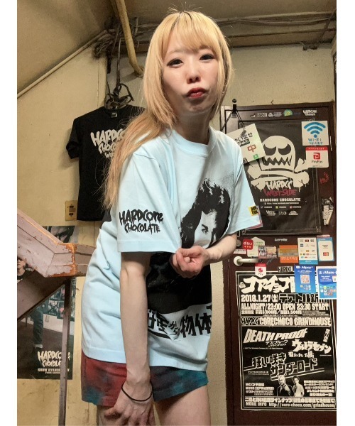 ハードコアチョコレート(ハードコアチョコレート)の「遊星からの物体X THE THING(雪原ライトブルー)(Tシャツ/カットソー・メンズ・クリアブルー・XX-LARGE/X-LARGE/LARGE)」の7枚目の写真