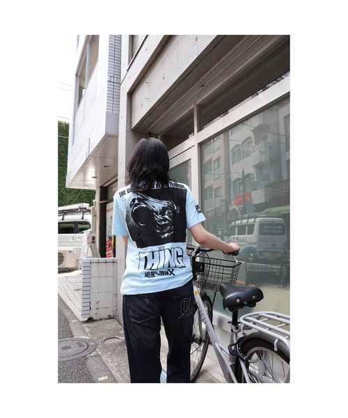 ハードコアチョコレート(ハードコアチョコレート)の「遊星からの物体X THE THING(雪原ライトブルー)(Tシャツ/カットソー・メンズ・クリアブルー・XX-LARGE/X-LARGE/LARGE)」の2枚目の写真