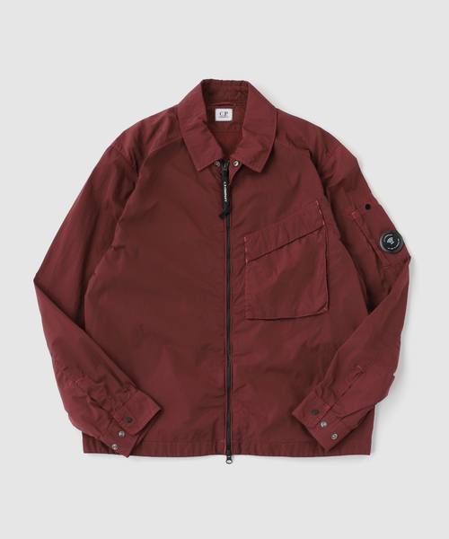C.P. COMPANY(シーピーカンパニー)の「C.P.Company / シーピーカンパニー CHROME-R ZIPPED OVERSHIRT(シャツ/ブラウス・メンズ・ブラック/ボルドー・LARGE)」の2枚目の写真
