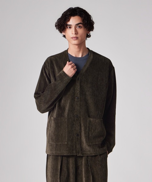 PS Paul Smith(ピーエスポールスミス)の「カットベロア カーディガン / 262721 EXCD01(カーディガン/ボレロ・メンズ・ワインレッド/ネイビー/グレー/ブラウン・LARGE/MEDIUM/X-LARGE)」の2枚目の写真