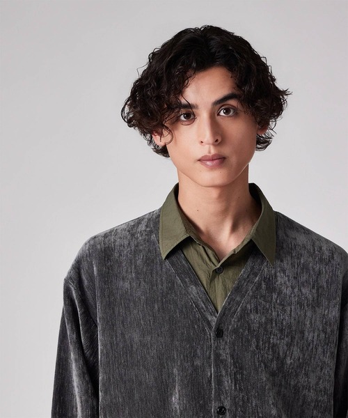 PS Paul Smith(ピーエスポールスミス)の「カットベロア カーディガン / 262721 EXCD01(カーディガン/ボレロ・メンズ・ワインレッド/ネイビー/グレー/ブラウン・LARGE/MEDIUM/X-LARGE)」の7枚目の写真