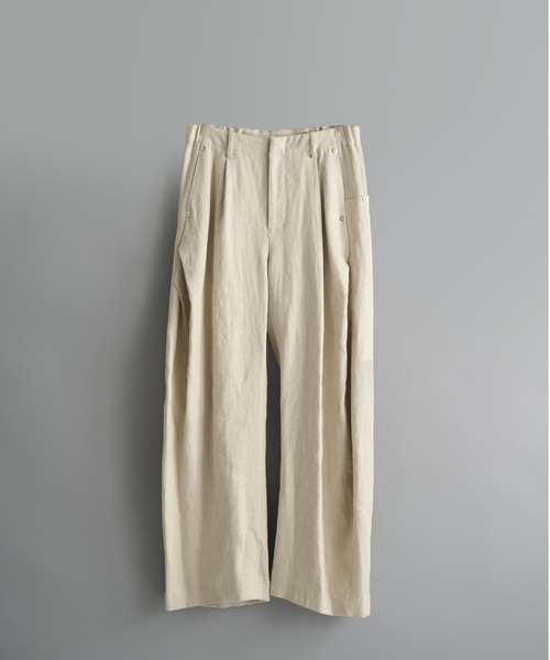 CONZ(コンズ)の「curve leg trousers linen(スラックス・メンズ・ホワイト/ブラック・1/2/4/3)」の2枚目の写真