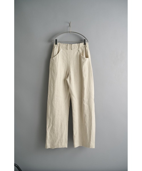 CONZ(コンズ)の「curve leg trousers linen(スラックス・メンズ・ホワイト/ブラック・1/2/4/3)」の4枚目の写真