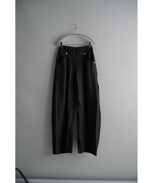 CONZ(コンズ)の「curve leg trousers linen(スラックス・メンズ・ホワイト/ブラック・1/2/4/3)」の8枚目の写真