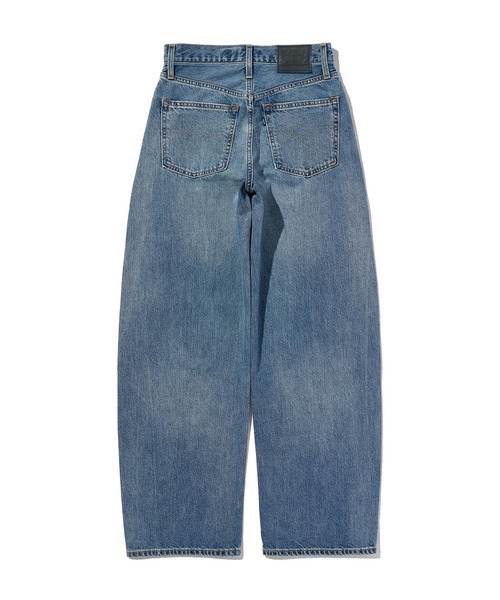 Levi's(リーバイス)の「Levi's/リーバイス BLUETAB(TM) DROP バレルジーンズ(デニムパンツ・レディース・インディゴブルー・28inch/27inch/26inch/25inch/24inch/23inch)」の15枚目の写真
