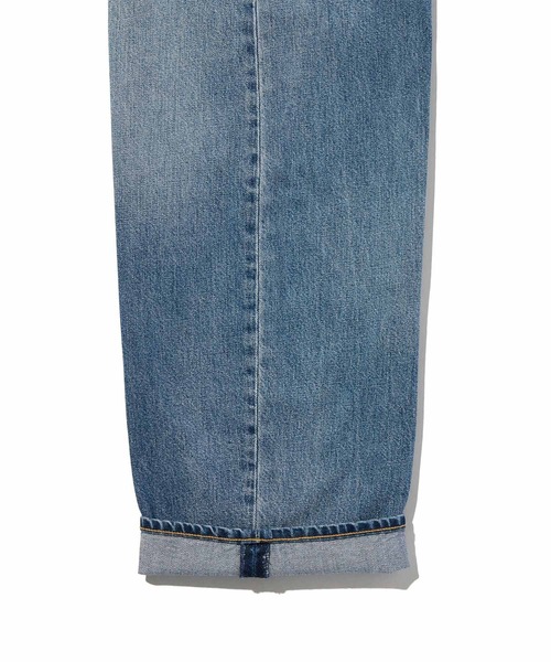 Levi's(リーバイス)の「Levi's/リーバイス BLUETAB(TM) DROP バレルジーンズ(デニムパンツ・レディース・インディゴブルー・28inch/27inch/26inch/25inch/24inch/23inch)」の10枚目の写真