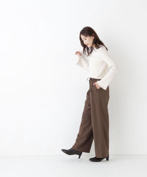 NATURAL BEAUTY BASIC（ナチュラルビューティーベーシック）の「メタルボールフレアカフスニット（ニット/セーター・レディース・ブラック/ブルー/オフホワイト・FREE）」の17枚目の写真