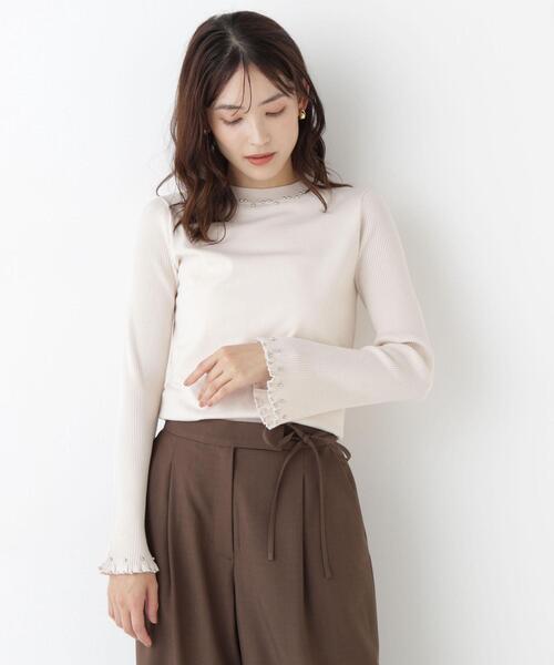 NATURAL BEAUTY BASIC（ナチュラルビューティーベーシック）の「メタルボールフレアカフスニット（ニット/セーター・レディース・ブラック/ブルー/オフホワイト・FREE）」の18枚目の写真