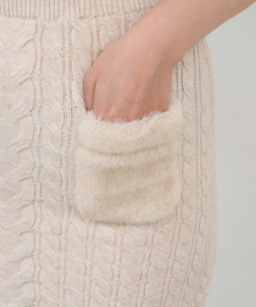 Belle Charme（ベルシャルム）の「【Belle Charme】Cable Knit Tight Skirt（スカート・レディース・ブラック/ベージュ/ピンク・FREE）」の12枚目の写真