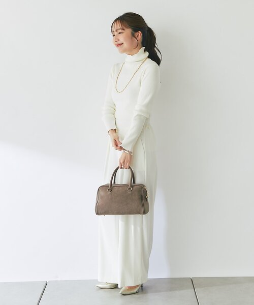 La boutique BonBon(ラブティックボンボン)の「リブタートルニット(ニット/セーター・レディース・サックスブルー/オフホワイト/ネイビー/ブラック・FREE)」の22枚目の写真