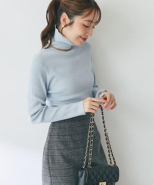 La boutique BonBon(ラブティックボンボン)の「リブタートルニット(ニット/セーター・レディース・サックスブルー/オフホワイト/ネイビー/ブラック・FREE)」の17枚目の写真