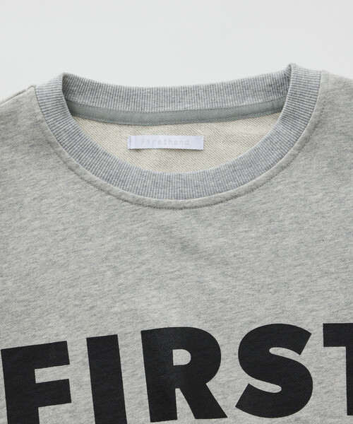 FREAK'S STORE（フリークスストア）の「Firsthand/ファーストハンド リラックスフィット FIRSTプリント クルーネック スウェット【限定展開】（スウェット・メンズ・ネイビー/チャコールグレー/グレー/ブラック・LARGE/MEDIUM）」の11枚目の写真