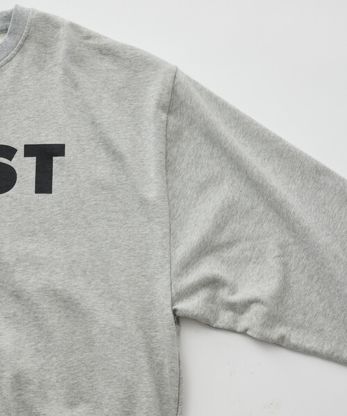 FREAK'S STORE（フリークスストア）の「Firsthand/ファーストハンド リラックスフィット FIRSTプリント クルーネック スウェット【限定展開】（スウェット・メンズ・ネイビー/チャコールグレー/グレー/ブラック・LARGE/MEDIUM）」の12枚目の写真