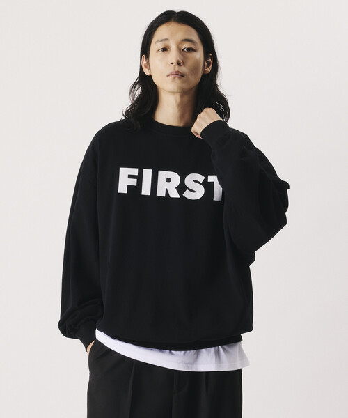 FREAK'S STORE（フリークスストア）の「Firsthand/ファーストハンド リラックスフィット FIRSTプリント クルーネック スウェット【限定展開】（スウェット・メンズ・ネイビー/チャコールグレー/グレー/ブラック・LARGE/MEDIUM）」の21枚目の写真