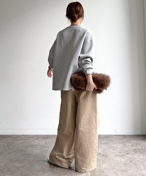 DouDou(ドゥドゥ)の「【WEB限定】ダンボールサイドフリルサガラ刺繍プルオーバー(Tシャツ/カットソー・レディース・ライトグレー/ブラック/ネイビー・FREE)」の18枚目の写真
