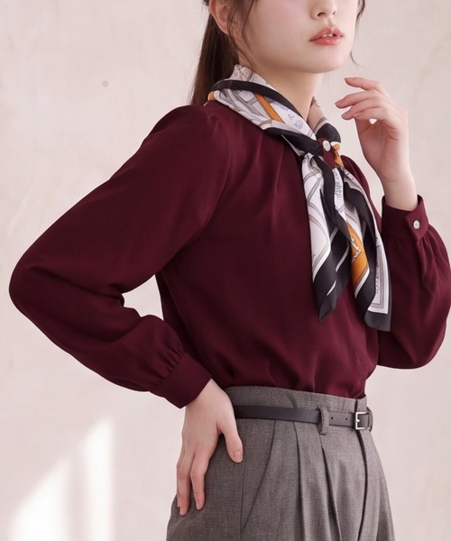 ASTORIA ODIER(アストリアオディール)の「スカーフボウタイ長袖ブラウス(2WAY仕様/オフィス/休日)(シャツ/ブラウス・レディース・ブラウン/ネイビー/ワイン/ホワイト・MEDIUM/LARGE)」の7枚目の写真