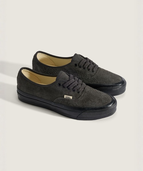 VANS（バンズ）の「VANS PREMIUM オーセンティック ヘアリースエード / LX Authentic 44 HAIRY SUEDE Faded Black VN000Z6REMV1（スニーカー・メンズ・ブラック・4/4.5/5/5.5/6/6.5/7/7.5/8/8.5/9/9.5/10/10.5/11/11.5/12）」の3枚目の写真