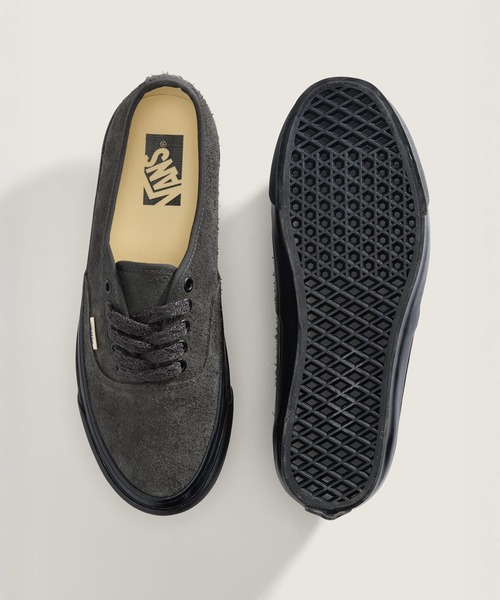 VANS（バンズ）の「VANS PREMIUM オーセンティック ヘアリースエード / LX Authentic 44 HAIRY SUEDE Faded Black VN000Z6REMV1（スニーカー・メンズ・ブラック・4/4.5/5/5.5/6/6.5/7/7.5/8/8.5/9/9.5/10/10.5/11/11.5/12）」の4枚目の写真