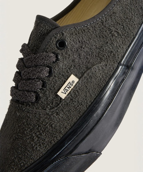 VANS（バンズ）の「VANS PREMIUM オーセンティック ヘアリースエード / LX Authentic 44 HAIRY SUEDE Faded Black VN000Z6REMV1（スニーカー・メンズ・ブラック・4/4.5/5/5.5/6/6.5/7/7.5/8/8.5/9/9.5/10/10.5/11/11.5/12）」の6枚目の写真