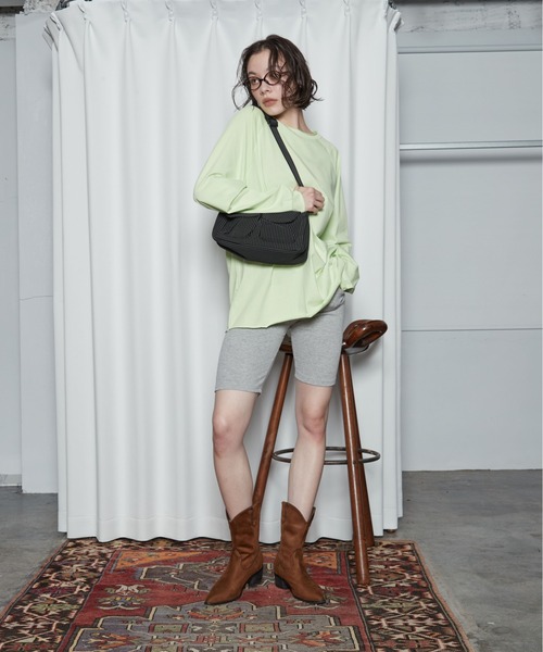 OFROOM(オフルーム)の「【2026秋冬新作】Utility Pocket Bag|ユーティリティポケットバッグ(ショルダーバッグ・レディース・ブラック/ベージュ/グリーン・ONESIZE)」の7枚目の写真