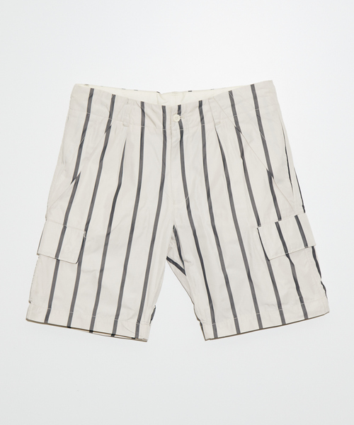 5351 POUR LES HOMMES（ゴーサンゴーイチプールオム）の「マイクロメモリーストライプハーフカーゴパンツ（カーゴパンツ・メンズ・アイボリー/ブラック・46/48）」の3枚目の写真