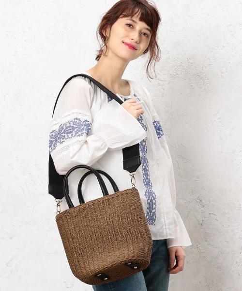 green label relaxing（グリーンレーベルリラクシング）の「[WEB限定]CB ツツガタ 2WAY かごバッグ（かごバッグ・レディース・オフホワイト/モカ・FREE）」の9枚目の写真