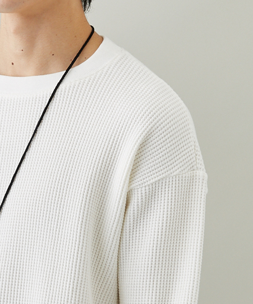 STUDIOUS（ステュディオス）の「ビッグワッフルクオーターTシャツ（Tシャツ/カットソー・メンズ・ホワイト/グレー・2/1/3）」の9枚目の写真