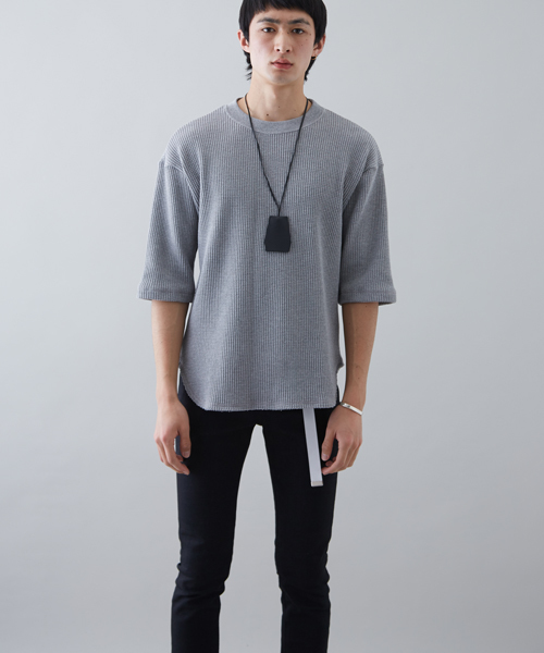 STUDIOUS（ステュディオス）の「ビッグワッフルクオーターTシャツ（Tシャツ/カットソー・メンズ・ホワイト/グレー・2/1/3）」の17枚目の写真