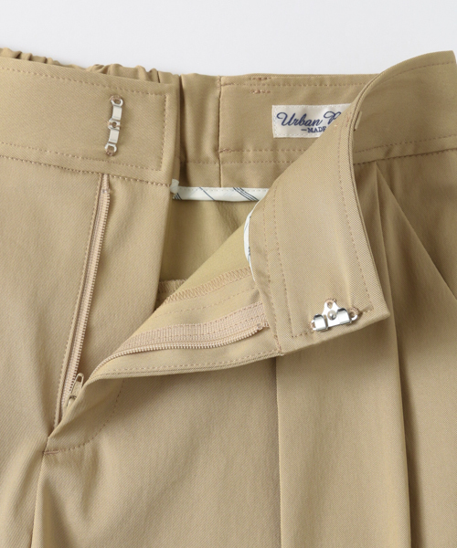 URBAN RESEARCH（アーバンリサーチ）の「テンセルストレッチタックテーパードパンツ（その他パンツ・レディース・ライトグレー/ネイビー/ベージュ・36/38/40）」の7枚目の写真