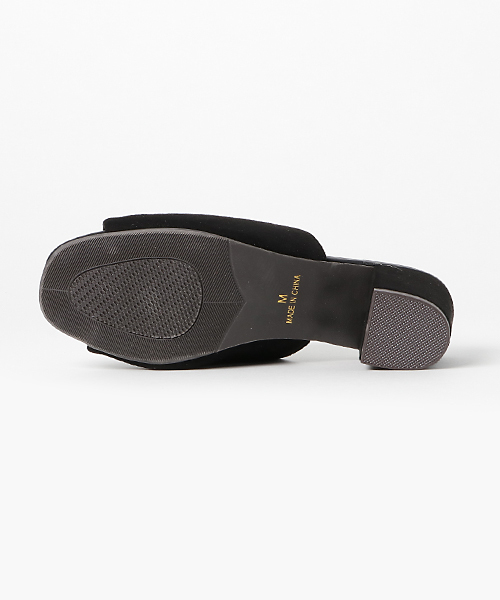 ikka（イッカ）の「スエードミュール  （サンダル・レディース・ブラック/キャメル/グレー/レンガ/ネイビー・MEDIUM/LARGE）」の10枚目の写真