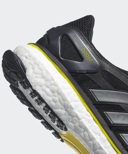 adidas（アディダス）の「エナジー ブースト [Energy boost] ランニングシューズ（スニーカー）」 WEAR