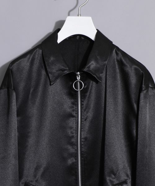 NUMBER (N)INE（ナンバーナイン）の「【NUMBER (N)INE】別注パールサテンジップショートブルゾン（ブルゾン・メンズ・ターコイズブルー/ブラック・1/2/3）」の5枚目の写真