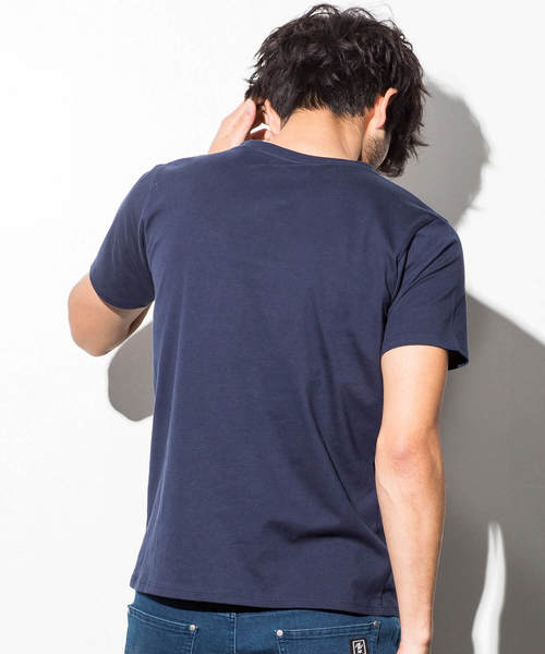 AZ by junhashimoto（エーゼイ バイ ジュンハシモト）の「AZ by junhashimoto(エーゼイ バイ ジュンハシモト)ポケット付プリントＴシャツ（Tシャツ/カットソー・メンズ・オフホワイト/ブラック/ネイビー・MEDIUM/SMALL/X-LARGE/LARGE）」の5枚目の写真