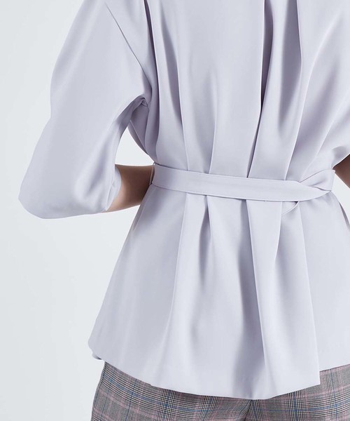 UNITED TOKYO(ユナイテッドトウキョウ)の「トリオタックベルテッドブラウス(シャツ/ブラウス・レディース・ラベンダー/ベージュ/ブラック/グリーン/オフホワイト・1)」の21枚目の写真