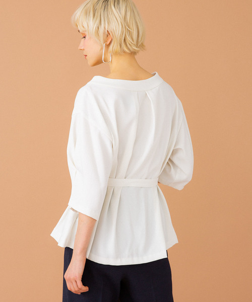 UNITED TOKYO(ユナイテッドトウキョウ)の「トリオタックベルテッドブラウス(シャツ/ブラウス・レディース・ラベンダー/ベージュ/ブラック/グリーン/オフホワイト・1)」の13枚目の写真