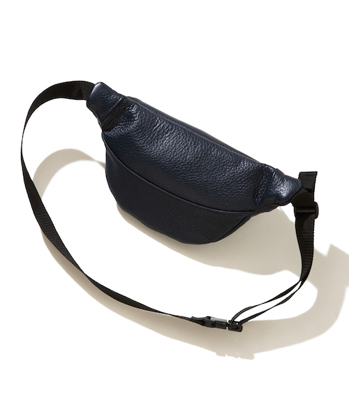 rehacer（レアセル）の「rehacer : Cow Leather Waist Bag Made in Japan / カウレザー ウエストバッグ メイドインジャパン（ショルダーバッグ・メンズ・ブラック/ベージュ/ネイビー/ブラウン/ピンク/イエロー・FREE）」の11枚目の写真